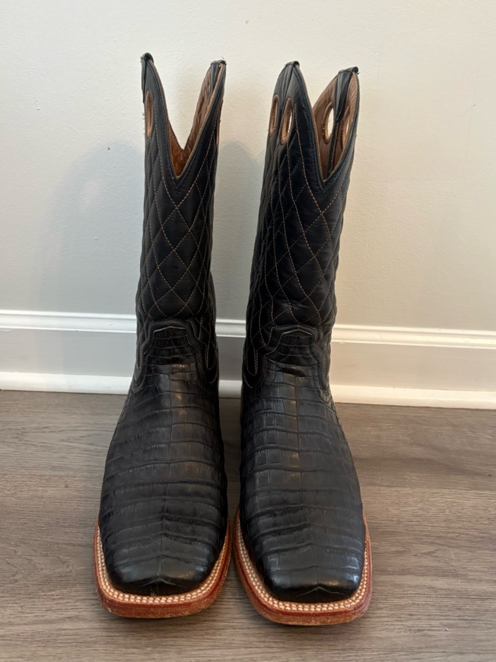 Men’s size 13 Ariat winner circle relentless boots